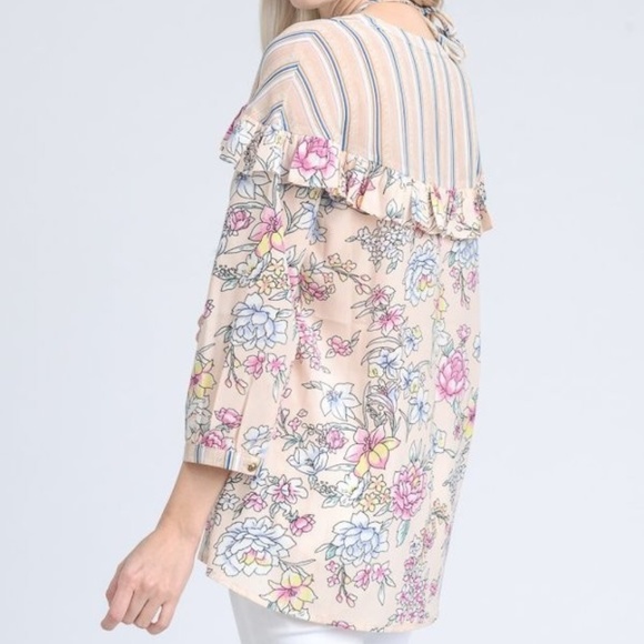 Jodifl Mix Pattern Top - Picture 4 of 7